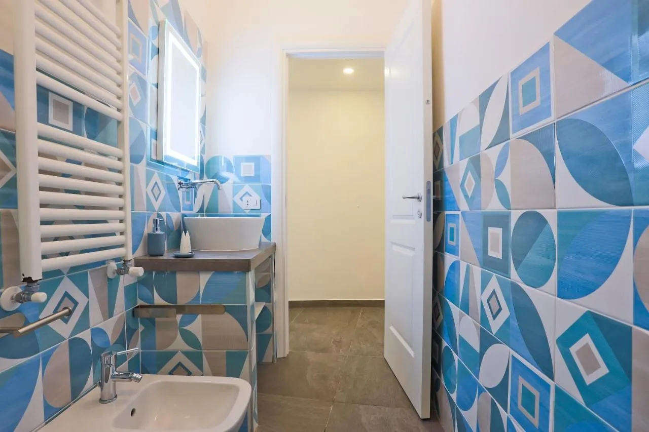 Casa Pelu - Piazza Cavour Lovely Apartment X4 Naples