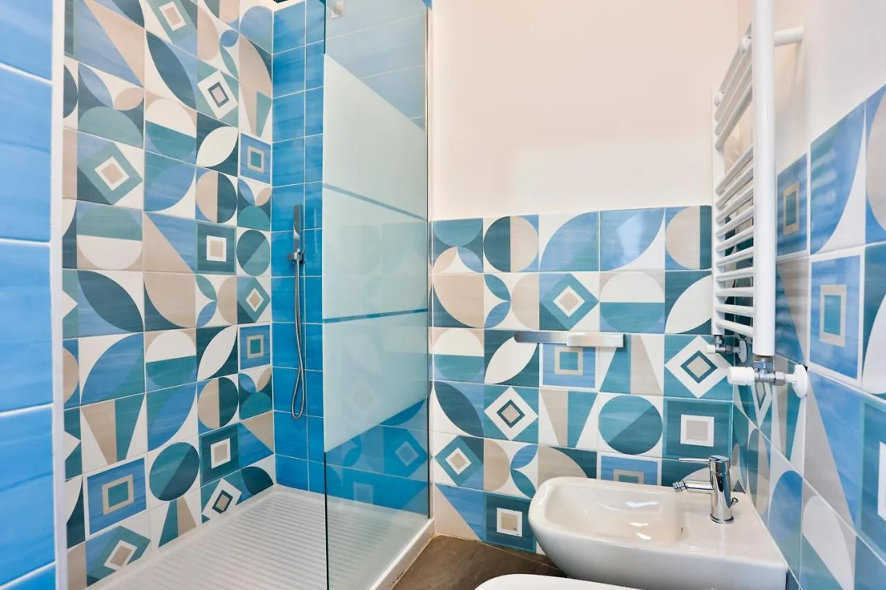 Casa Pelu - Piazza Cavour Lovely Apartment X4 Naples 0*,